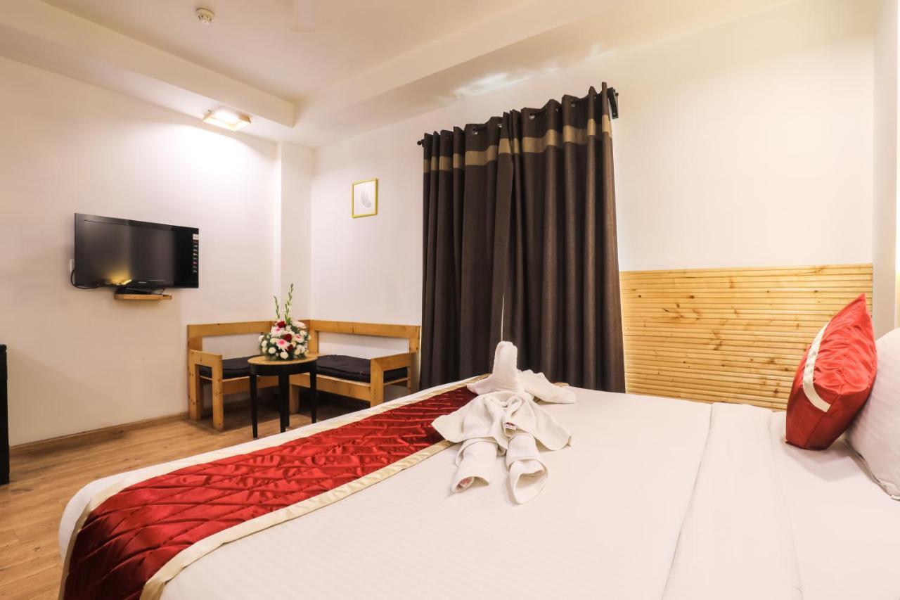 Siesta Basil - Okhla Hotel Új-Delhi Kültér fotó