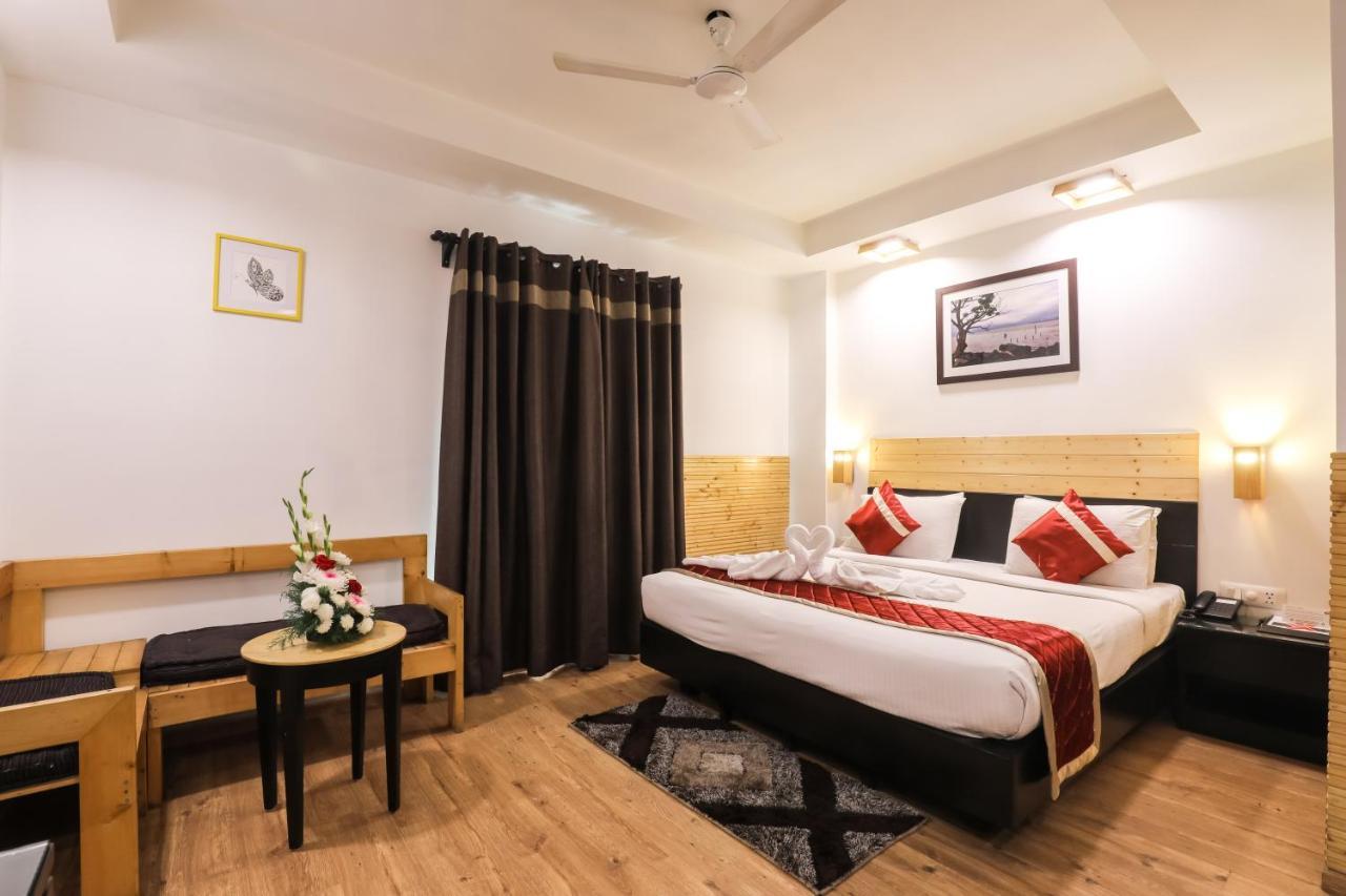 Siesta Basil - Okhla Hotel Új-Delhi Kültér fotó